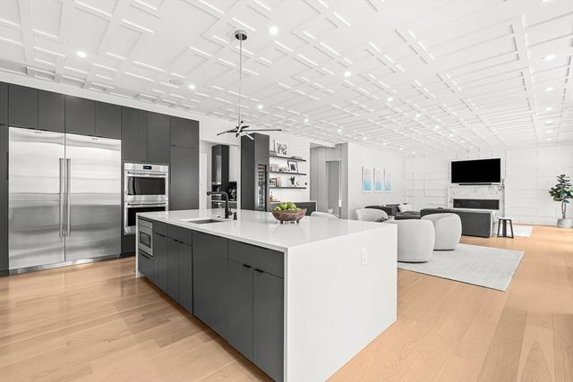 180 Allen Ave, Newton, MA 02468