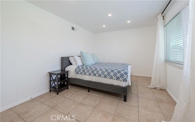 1009 S Mantle 138B, Santa Ana, CA 92705