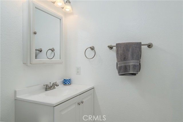 1009 S Mantle 138B, Santa Ana, CA 92705