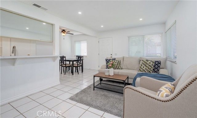 1009 S Mantle 138B, Santa Ana, CA 92705