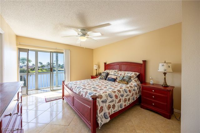 304 Tudor DR 7, Cape Coral, FL 33904