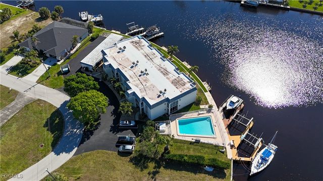 304 Tudor DR 7, Cape Coral, FL 33904