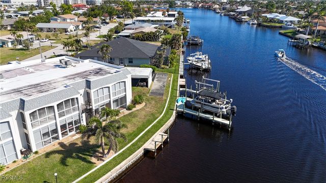 304 Tudor DR 7, Cape Coral, FL 33904