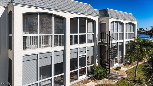 304 Tudor DR 7, Cape Coral, FL 33904