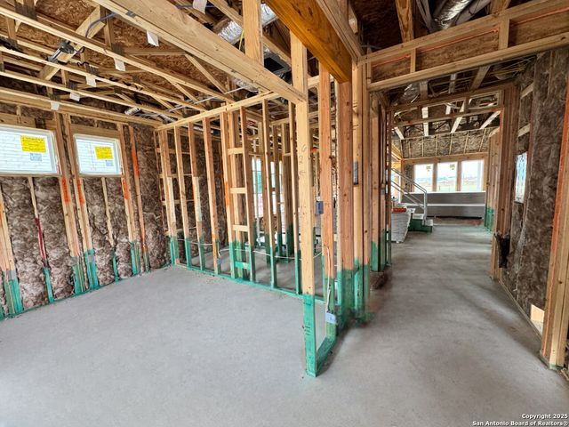 181 Heidi Hill, Castroville, TX 78009