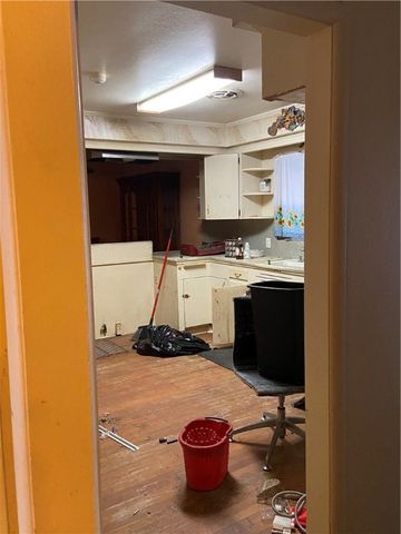 1807 Alta Vista St, Alice, TX 78332