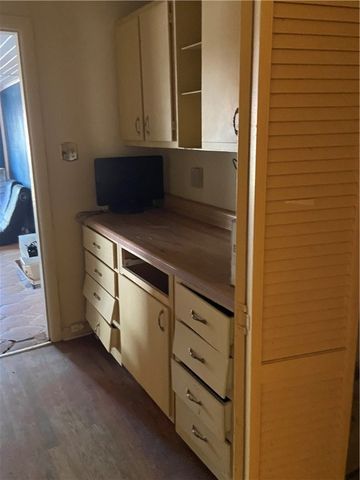 1807 Alta Vista St, Alice, TX 78332