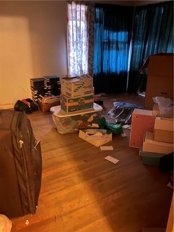 1807 Alta Vista St, Alice, TX 78332