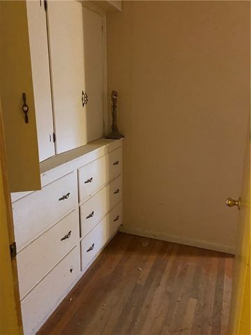 1807 Alta Vista St, Alice, TX 78332