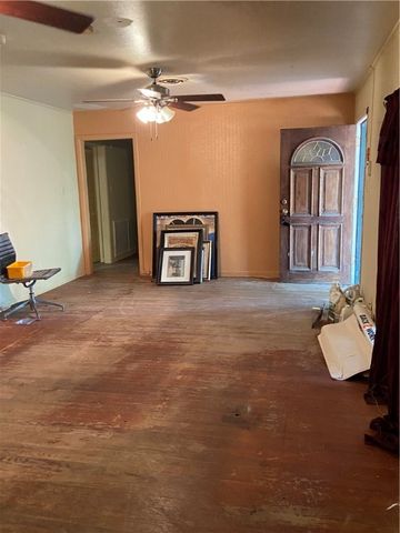 1807 Alta Vista St, Alice, TX 78332