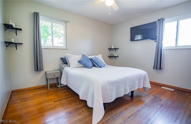1700 28th Street, Vienna, WV 26105