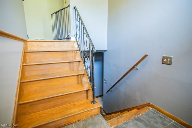 1700 28th Street, Vienna, WV 26105