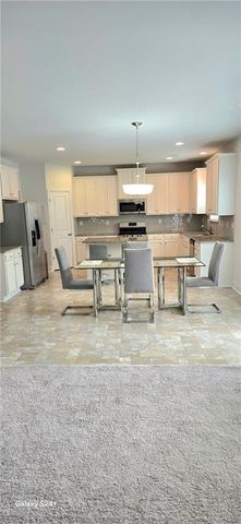 2802 Lydias Walk, Conyers, GA 30012