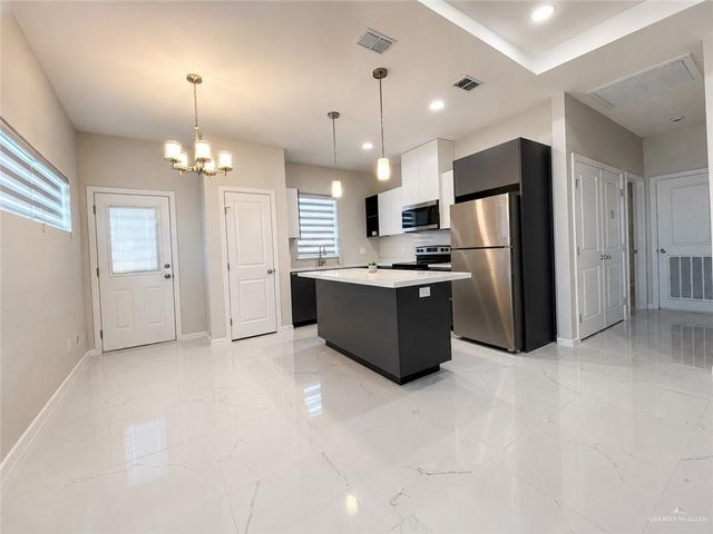 1428 E Iris Avenue, Mcallen, TX 78504