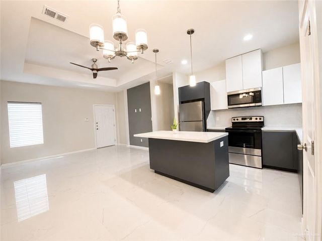 1428 E Iris Avenue, Mcallen, TX 78504