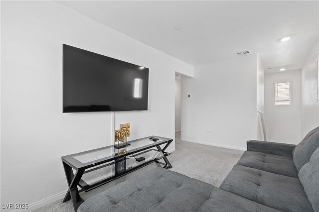 7005 Magenta Moon Street, North Las Vegas, NV 89086