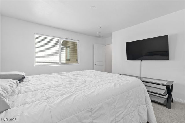 7005 Magenta Moon Street, North Las Vegas, NV 89086