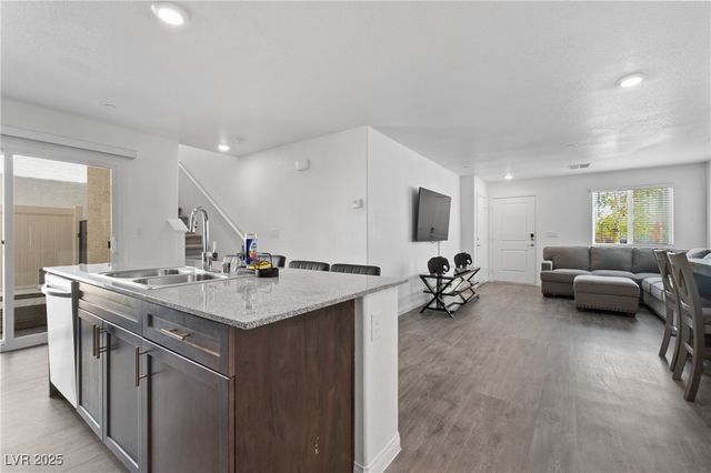 7005 Magenta Moon Street, North Las Vegas, NV 89086