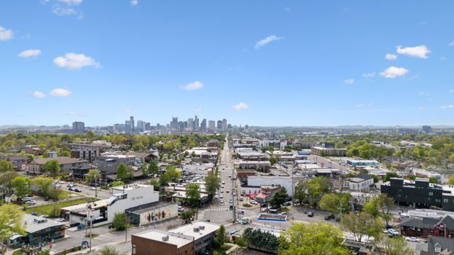909 McClurkan Ave, Nashville, TN 37206