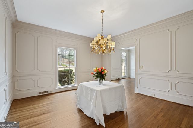 1585 Lazy River Lane, Sandy Springs, GA 30350