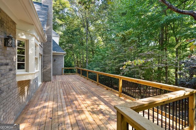 1585 Lazy River Lane, Sandy Springs, GA 30350