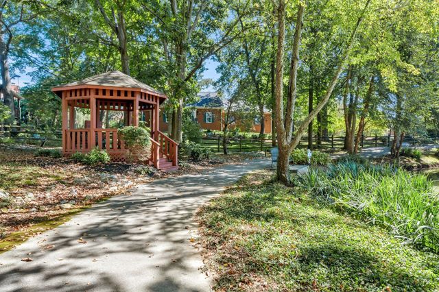 4550 Winfield Dr, Nashville, TN 37211