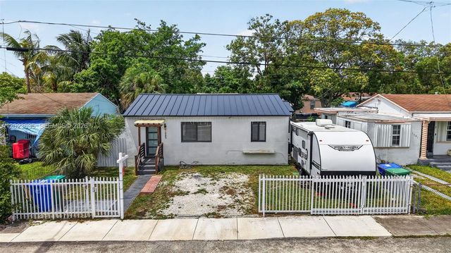 1485 NW 57th St, Miami, FL 33142