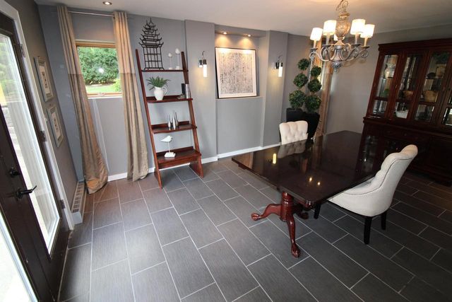N49W28674 Chardon DRIVE, Hartland, WI 53029