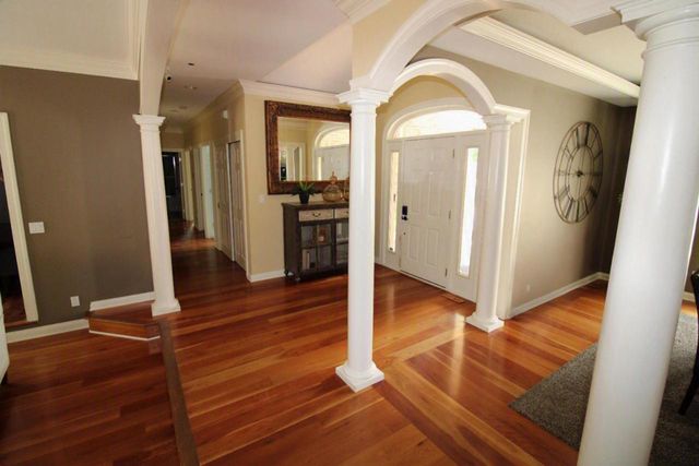 N49W28674 Chardon DRIVE, Hartland, WI 53029