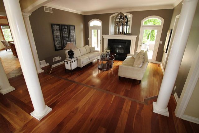 N49W28674 Chardon DRIVE, Hartland, WI 53029