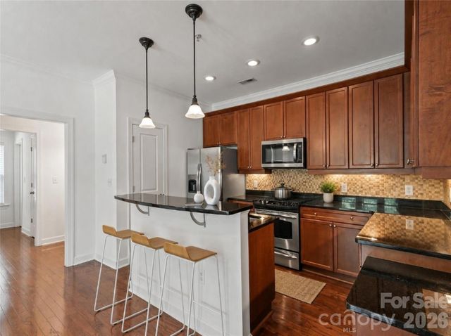 1903 Kenilworth Avenue 105, Charlotte, NC 28203