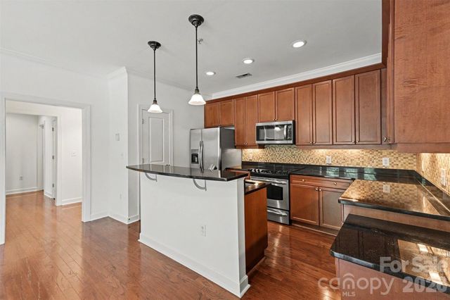 1903 Kenilworth Avenue 105, Charlotte, NC 28203