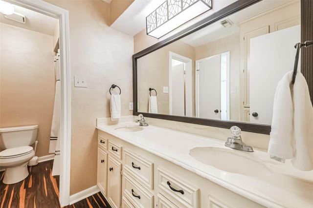 3306 Lakehaven Drive, Houston, TX 77339