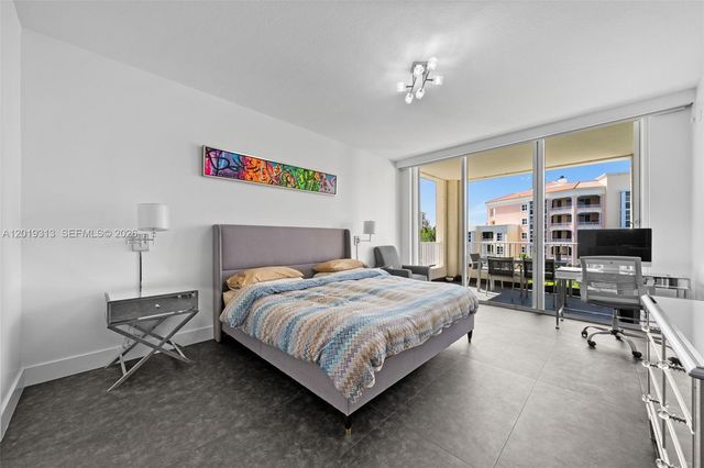 713 Crandon Blvd 404, Key Biscayne, FL 33149