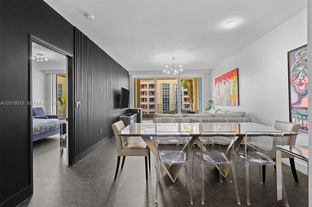 713 Crandon Blvd 404, Key Biscayne, FL 33149