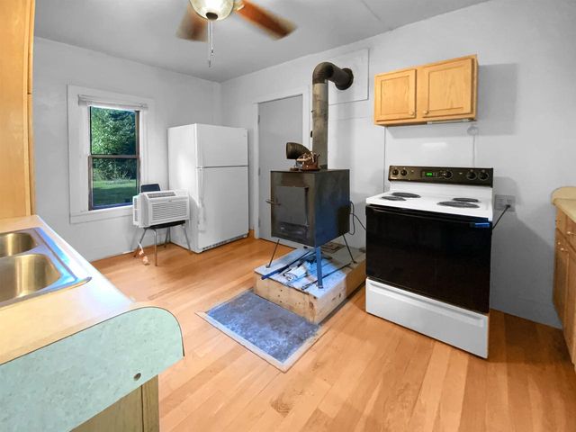 W11160 APACHE ROAD, Plainfield, WI 54966