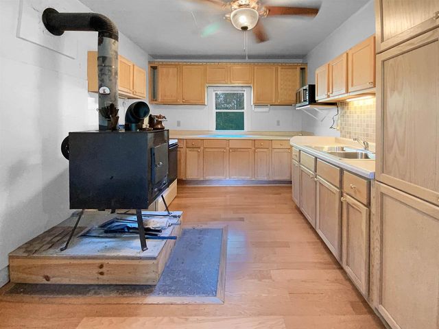 W11160 APACHE ROAD, Plainfield, WI 54966
