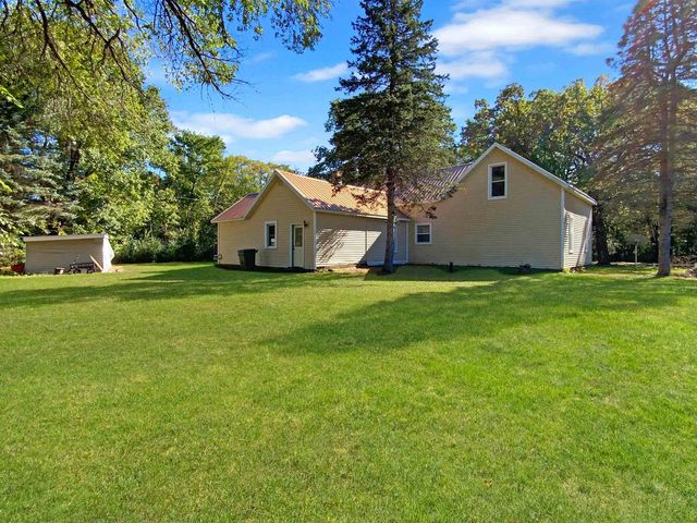 W11160 APACHE ROAD, Plainfield, WI 54966