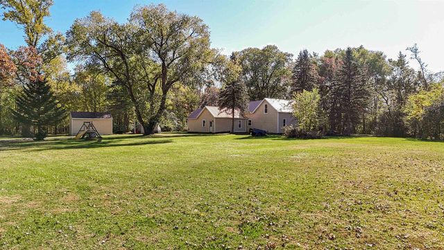 W11160 APACHE ROAD, Plainfield, WI 54966