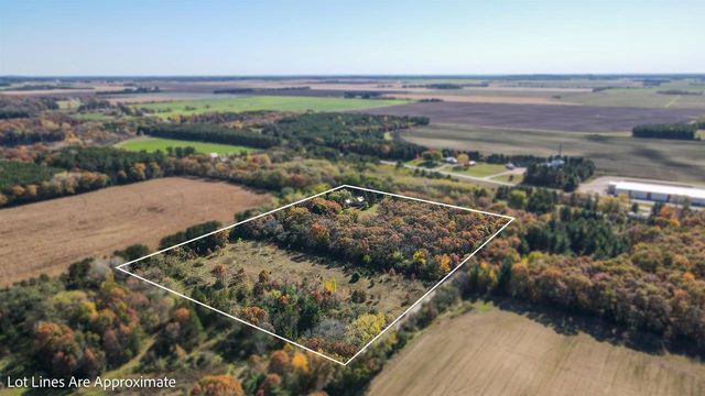 W11160 APACHE ROAD, Plainfield, WI 54966