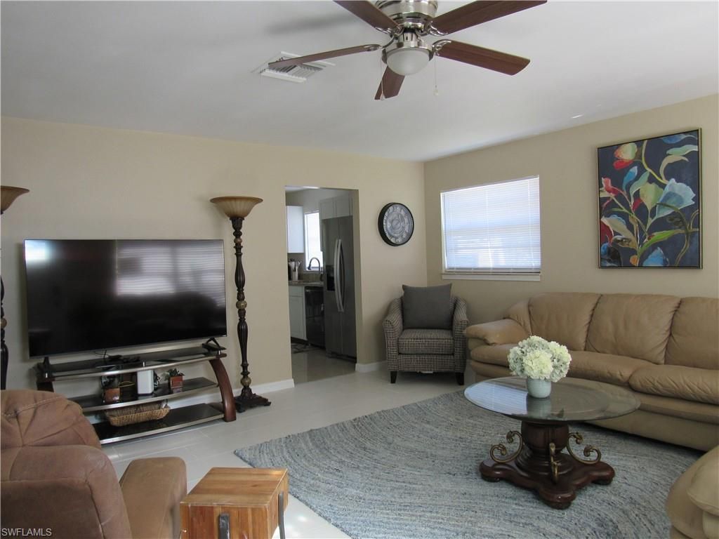 17226/17228 Whitewater CT, FORT MYERS BEACH, FL 33931 — photo 4