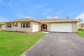 605 SE 35th ST, Cape Coral, FL 33904