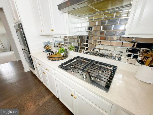 5904 SAINT PAULS BLF, Brandywine, MD 20613