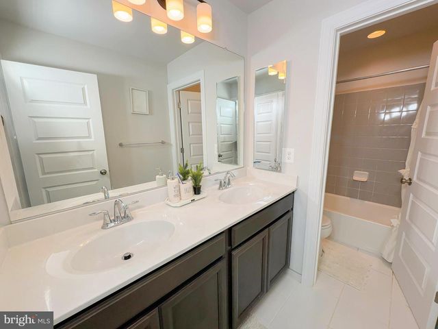 5904 SAINT PAULS BLF, Brandywine, MD 20613