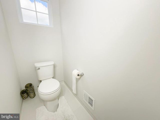 5904 SAINT PAULS BLF, Brandywine, MD 20613