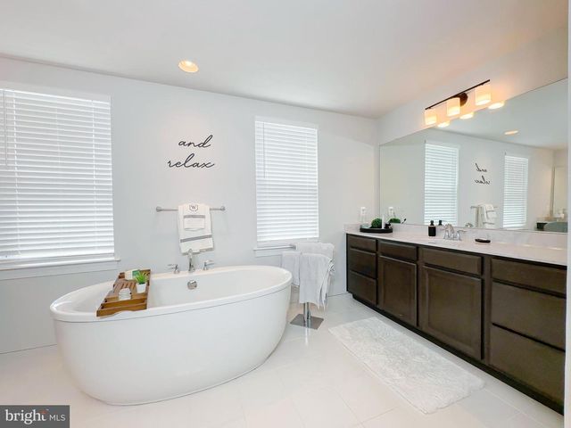 5904 SAINT PAULS BLF, Brandywine, MD 20613