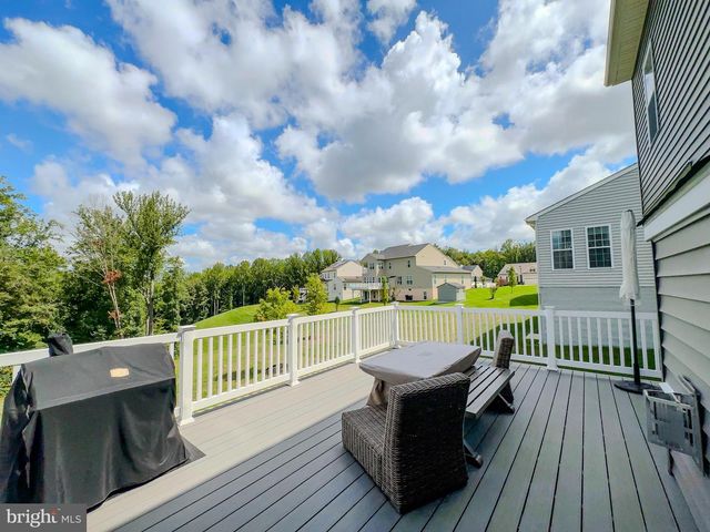 5904 SAINT PAULS BLF, Brandywine, MD 20613