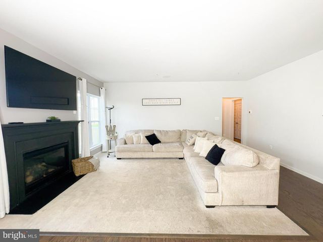 5904 SAINT PAULS BLF, Brandywine, MD 20613