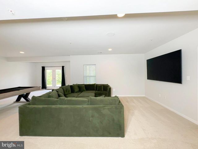5904 SAINT PAULS BLF, Brandywine, MD 20613