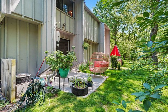 3755 Cedaridge Road, Kalamazoo, MI 49008